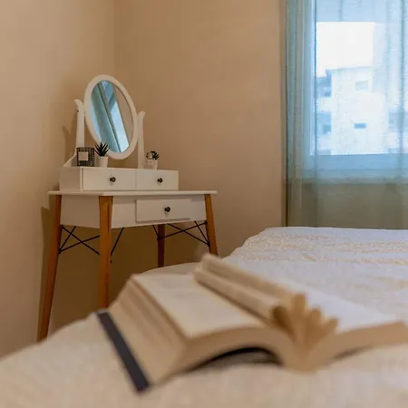 Sum Mora Apartman Vir