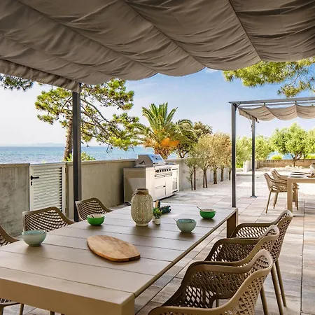 Apartment Sum Mora