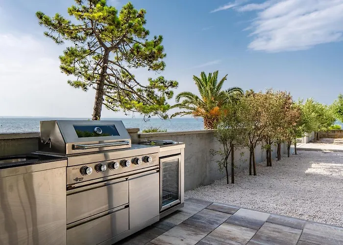 Sum Mora דירה ויר