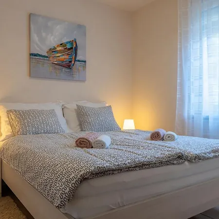 Sum Mora Apartment *
